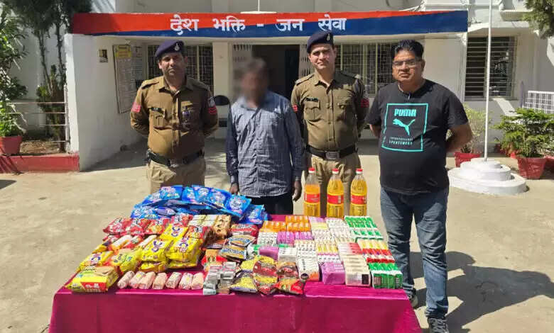 रात्रि में दुकानों का ताला तोड़कर चोरी करने वाला शातिर अपराधी कोतवाली अनूपपुर पुलिस ने गिरफ्तार