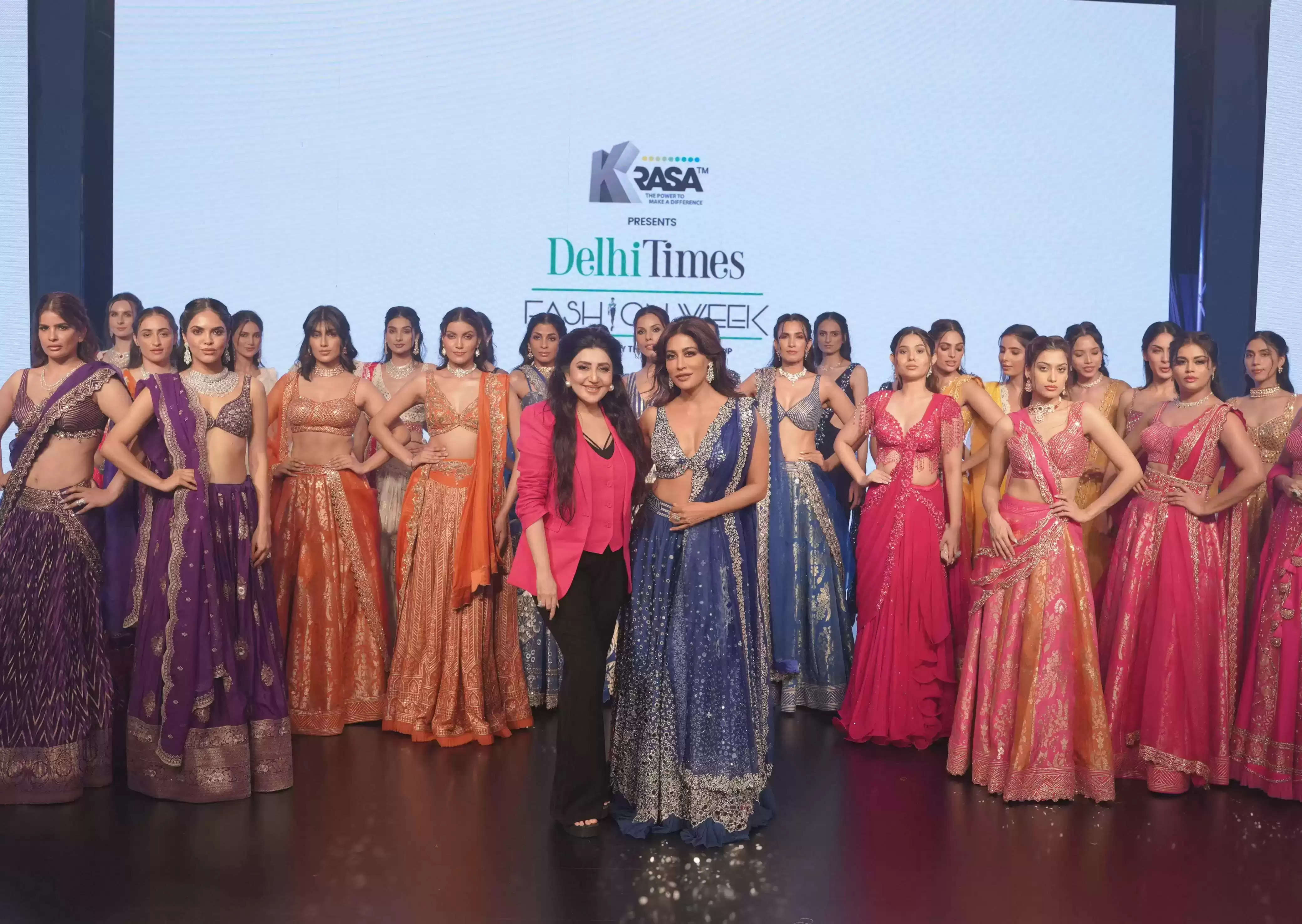Chitrangada Singh Walks for Designer Archana Kochhar at Grand Finale of Delhi Times Fashion Week