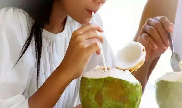 अधिक नारियल पानी पीते हैं, तो जाएं सावधान