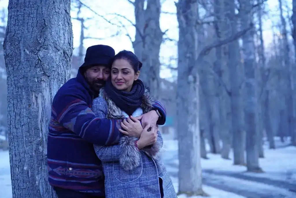 “Sunny Deol’s film Safar completes Outdoor Shooting in Chandigarh and Manali in severe cold and heavy snow “