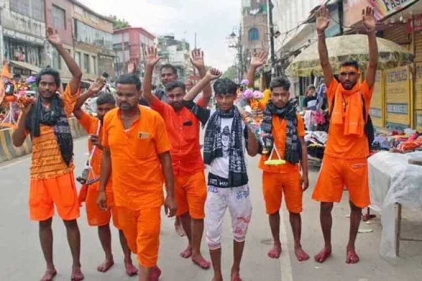 प्रयागराज-में-कांवड़ियों-और-नमाजियों-के-बीच-हिंसक-झड़प,-भगवा-ध्वज-फाड़ने-और-लूट-का-आरोप