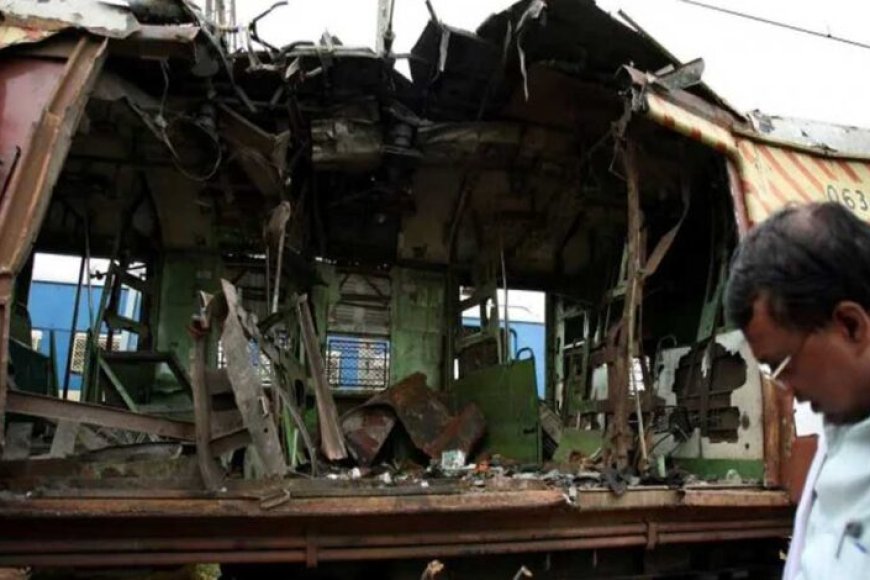 मुंबई-ट्रेन-ब्लास्ट:-सबूतों-के-अभाव-में-मुंबई-ट्रेन-विस्फोट-में-दोषी-ठहराए-गए-सभी-12-लोगों-को-बरी-किया-गया