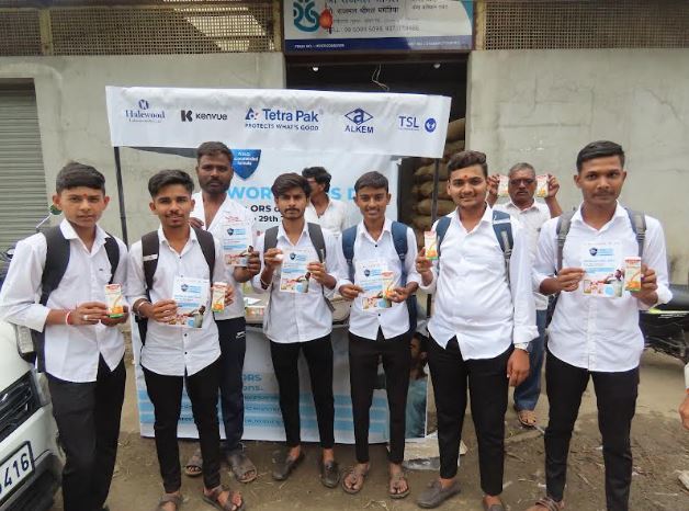 smart-hydration-for-all:-tetra-pak’s-ready-to-drink-ors-distribution-drive-marks-world-ors-day