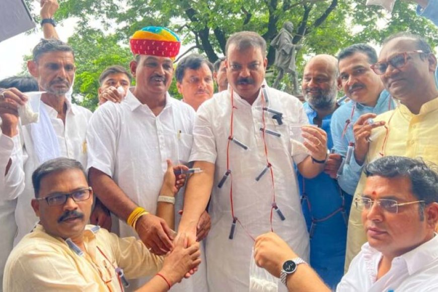 md-ड्रग्स-कारोबार-और-भाजपा-नेताओं-का-आरोपियों-को-संरक्षण-देने-के-खिलाफ-कांग्रेस-विधायकदल-का-जोरदार-प्रदर्शन