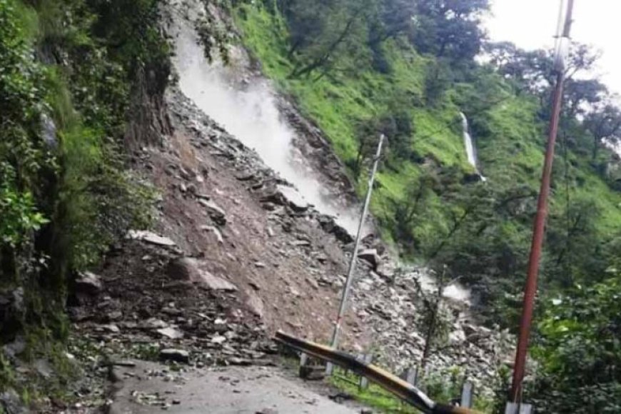 तीसरे-दिन-भी-बंद-रहा-रुद्रप्रयाग-गौरीकुंड-हाईवे,-मलबा-हटाने-में-जुटी-टीमें
