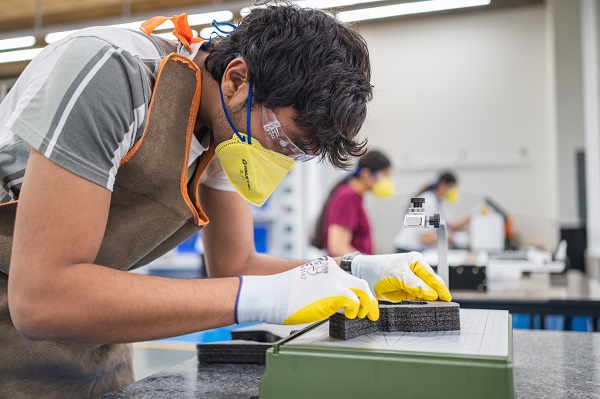 ahmedabad-university-opens-24?-7-student-managed-tinkerers’-lab-equipped-with-cutting-edge-tools