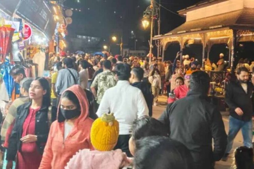 मसूरी-में-सैलानियों-की-भीड़,-होटलों-की-बुकिंग-अगले-तीन-दिन-तक-फुल