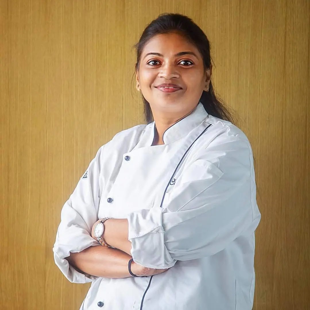 holiday-inn-mumbai-presents-“kathiyawad-food-festival”-with-celebrity-chef-poonam-dedhia