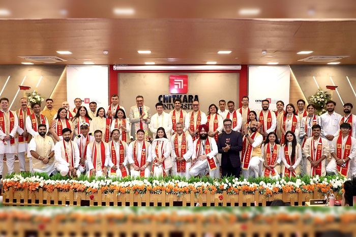 boman-irani-inspires-graduates-at-chitkara-university’s-online-mba-convocation