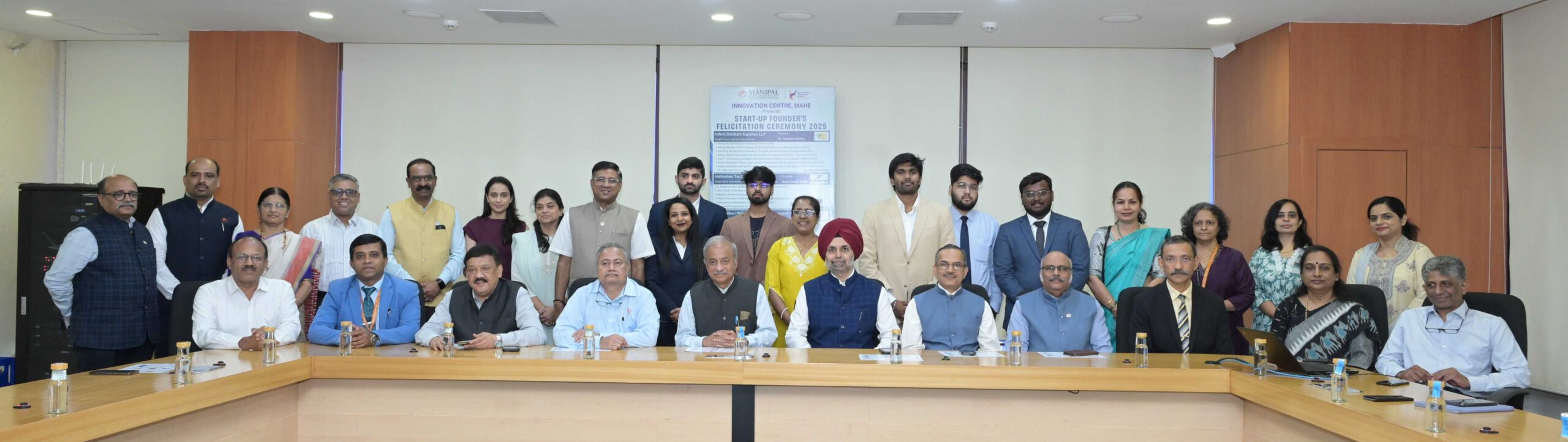 alumnus-bikram-singh-bedi-felicitates-young-entrepreneurs-at-mahe-33rd-convocation