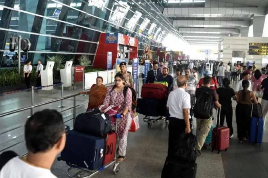 दिल्ली-एयरपोर्ट-पर-हड़कंप!-साइबर-अटैक-की-अफवाह,-ऑटोमेशन-ठप-होने-से-उड़ी-फ्लाइट-देरी-की-चिंगारी
