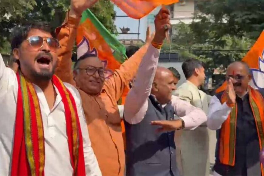 बिहार-चुनाव-में-ऐतिहासिक-जीत:-ढोल-नगाड़ों-और-पटाखों-के-बीच-भाजपाईयों-ने-मनाया-जश्न