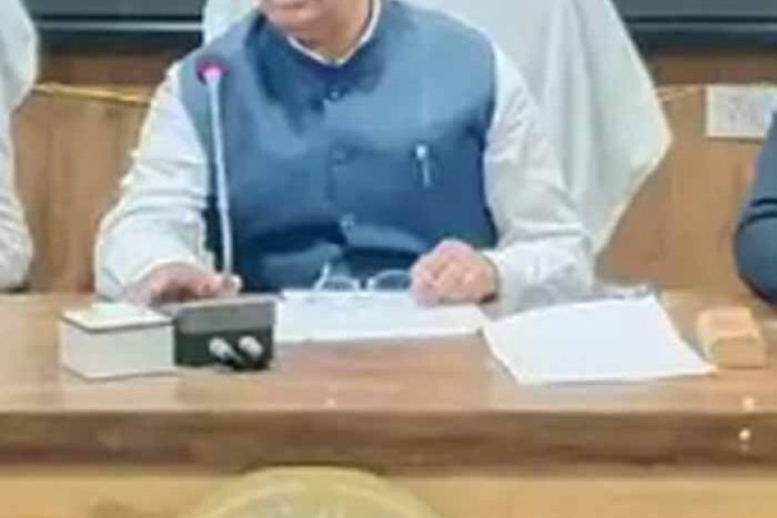 आरोग्यम-2.0-की-तैयारी-तेज़,-जिलाधिकारी-ने-अधिकारियों-को-दिए-कड़े-निर्देश