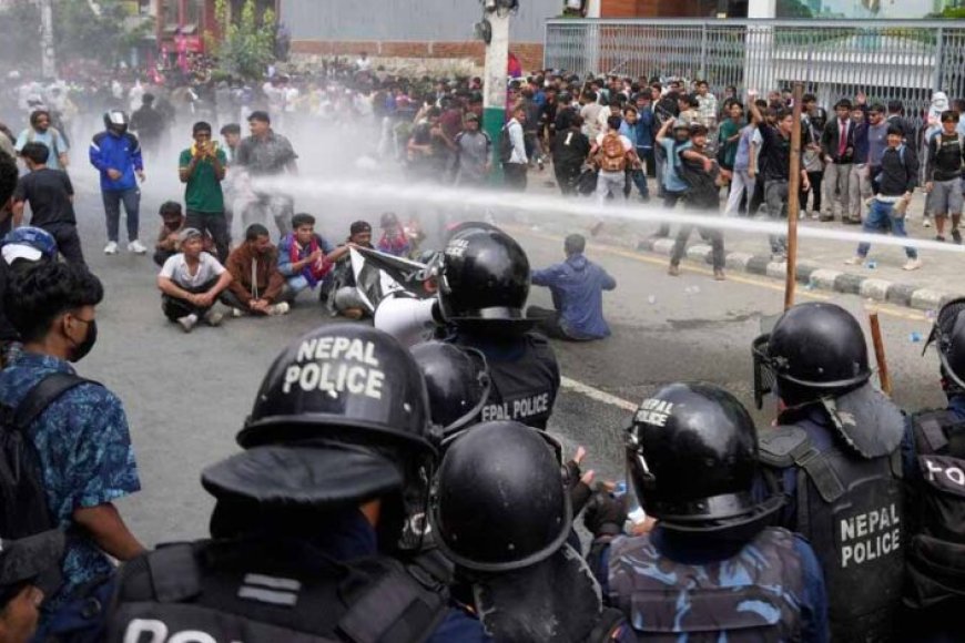 जेन-जी-का-देशभर-में-उबाल:-विरोध-प्रदर्शनों-में-पुलिस-पर-पथराव,-कई-इलाके-तनावग्रस्त