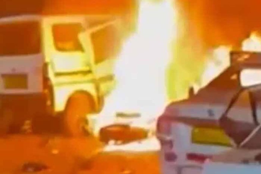 दिल्ली-कार-ब्लास्ट:-सीमापार-कनेक्शन-बेनकाब,-जैश-की-‘डॉक्टर्स-टेरर-टीम’-को-भेजी-गई-रकम-का-बड़ा-खुलासा