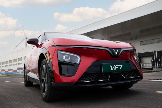 epic-vf-7-road-trip-shows-indian-drivers-what-ev-future-could-look-like